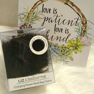 NWT Liz Claiborne Charging Power Bank Bag Charm.